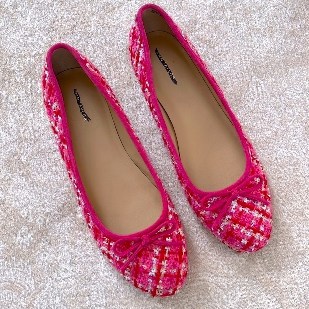 Brand New Ann Taylor Pink Tweed Ballet Flats Bow 1/2" Heel Padded Footbed